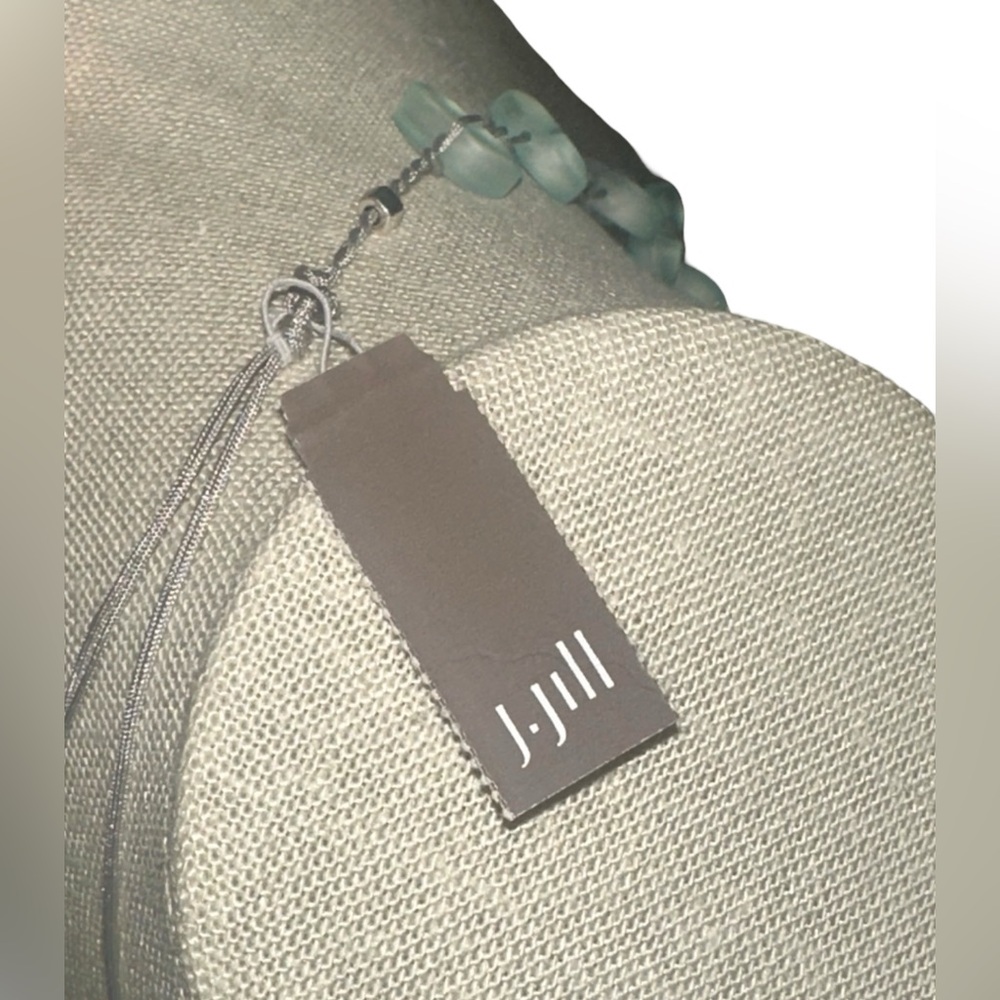 J Jill translucent light green beaded adjustable necklace - Picture 3 of 13